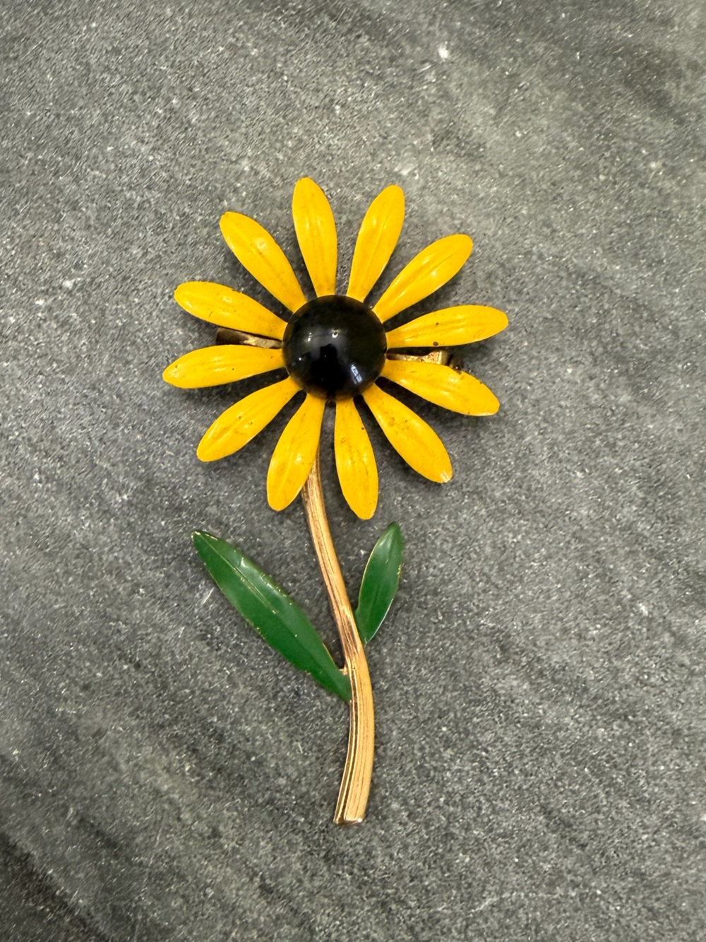 Vintage Sunflower Yellow Flower Enamel Brooch - Picture 7 of 7